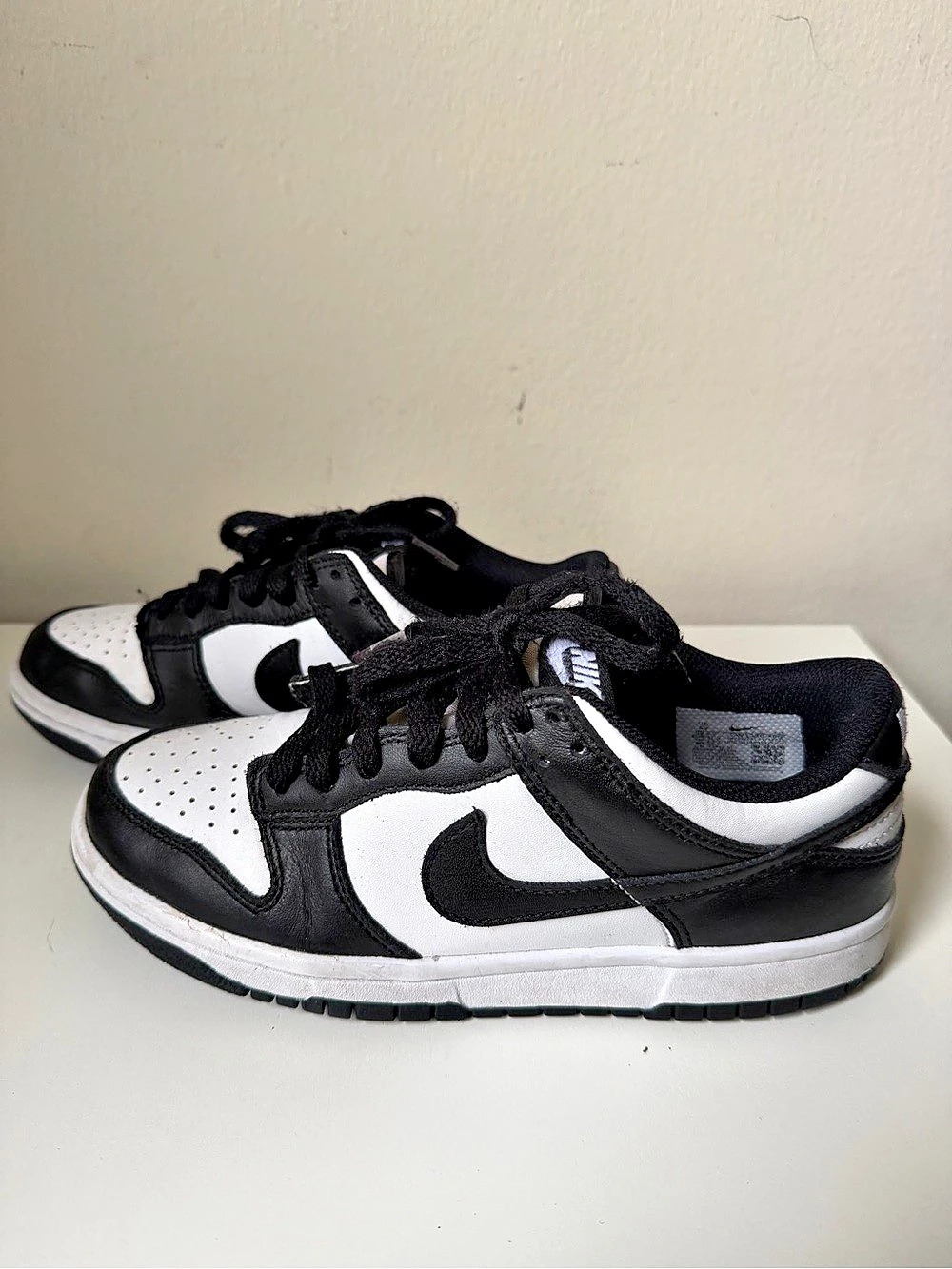 Nike Dunk Low-Top Sneakers Black & White US 5Y